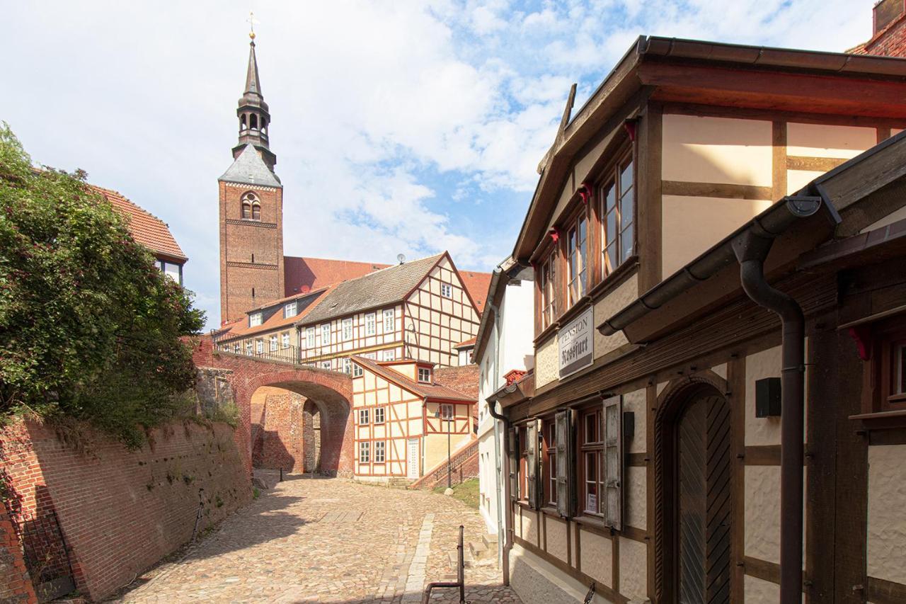 Ferienhaus Zur Rossfurt Tangermuende Tangermünde Exterior foto